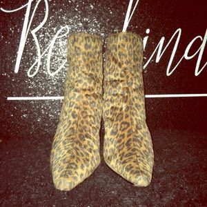 Leopard print ankle boots